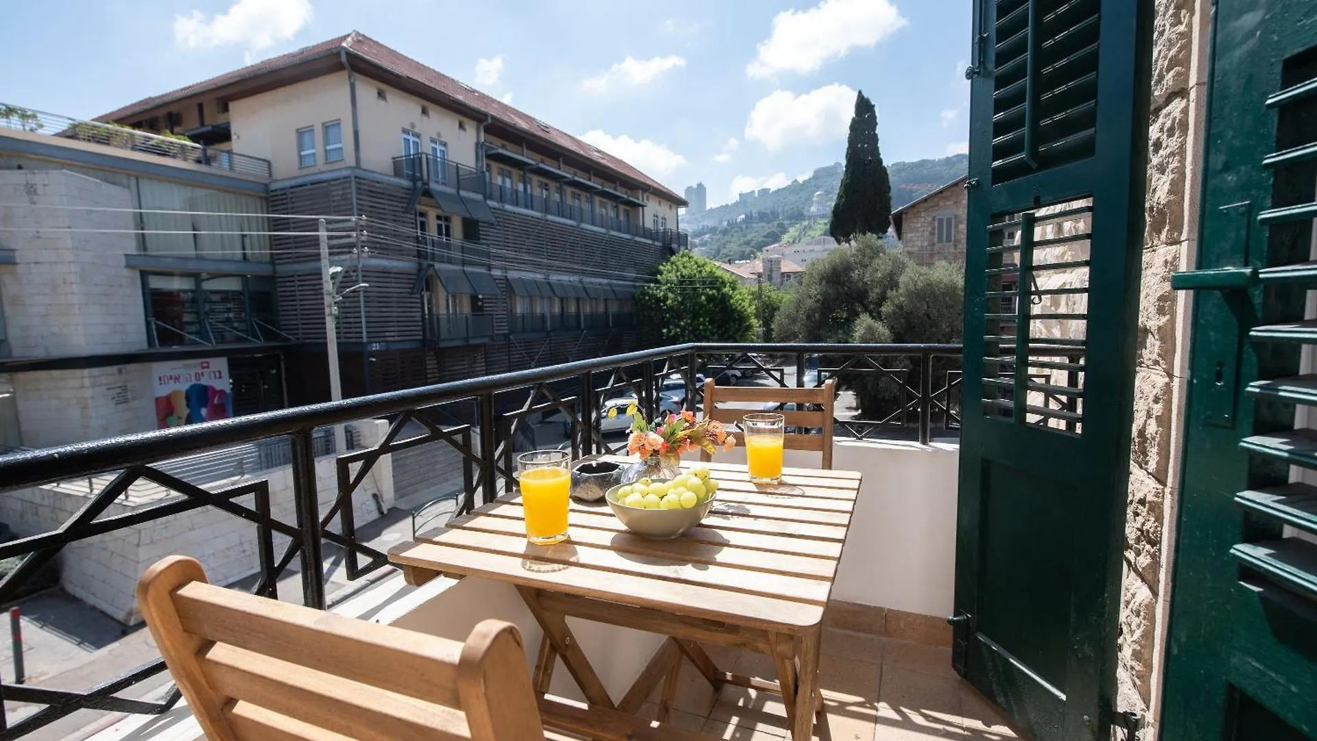 Port City Haifa - Authentic German Colony Apartments 0*,  Izrael