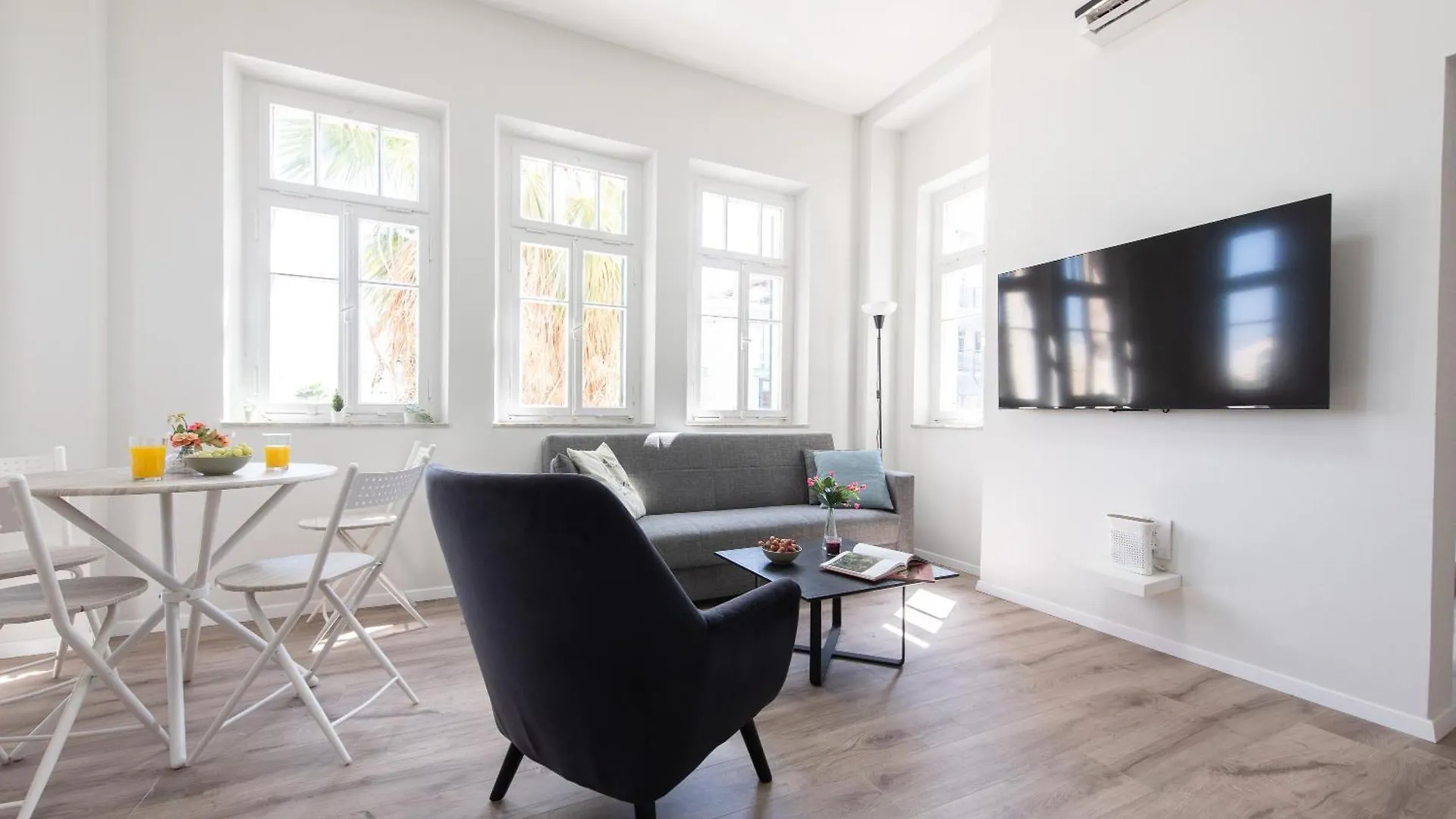 Port City Haifa - Authentic German Colony Apartments