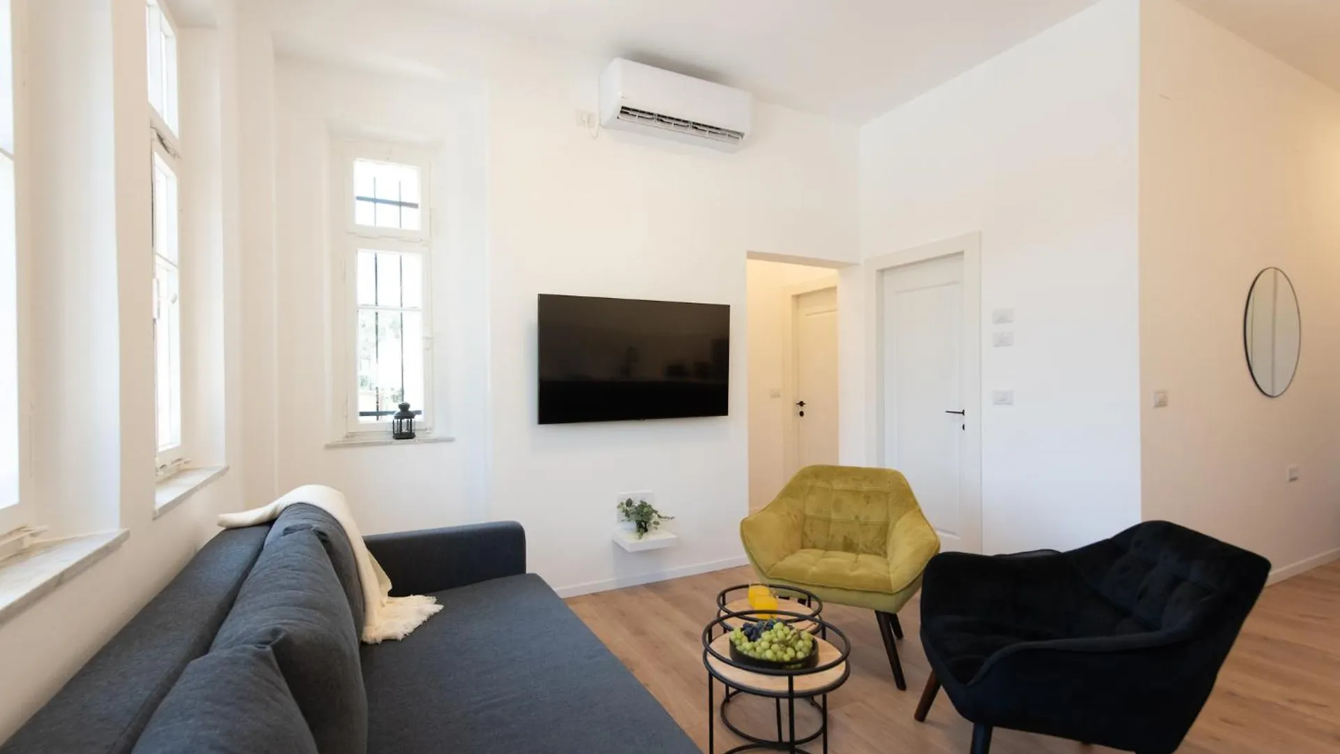 Port City Haifa - Authentic German Colony Apartments